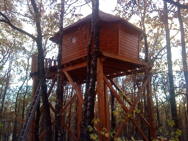 cabane perchée "Adriatique" Camps